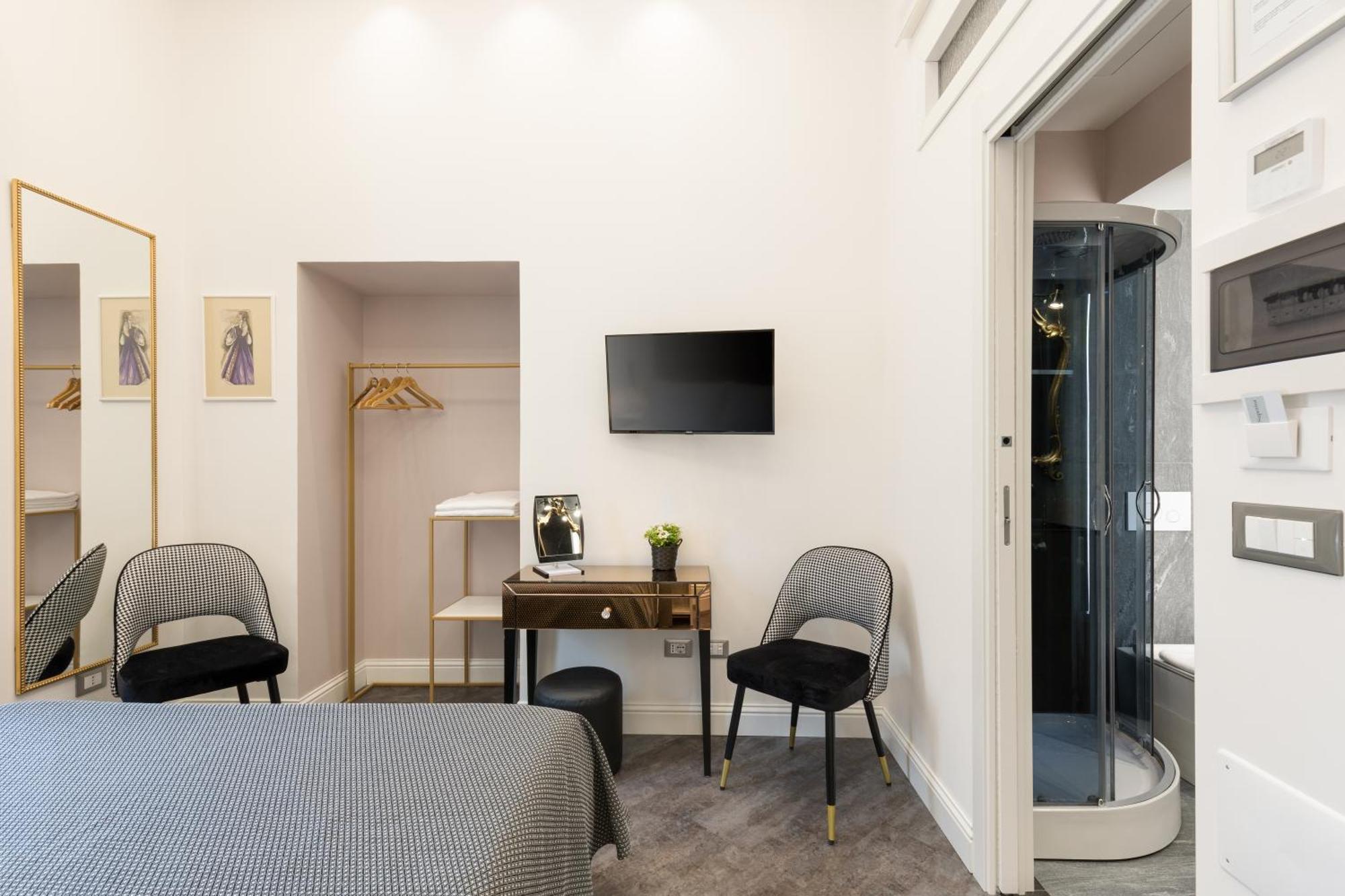 Antiqua Domus Hotel Rome Bagian luar foto