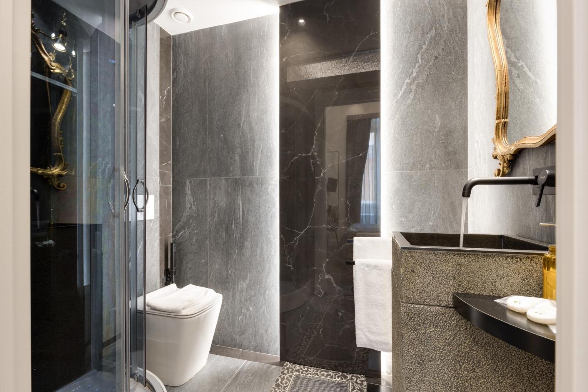 Antiqua Domus Hotel Rome Bagian luar foto