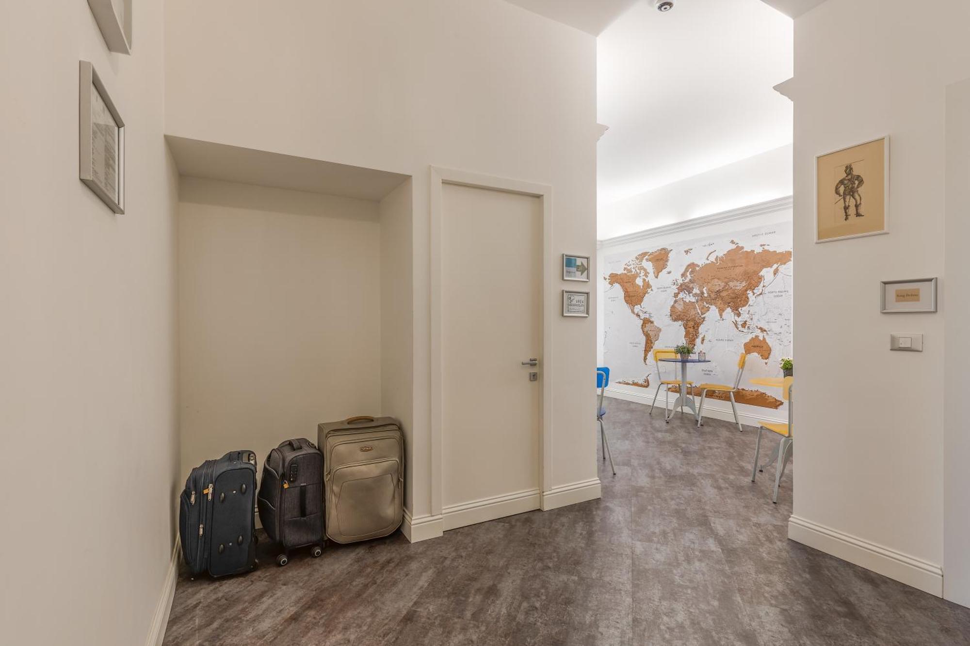 Antiqua Domus Hotel Rome Bagian luar foto